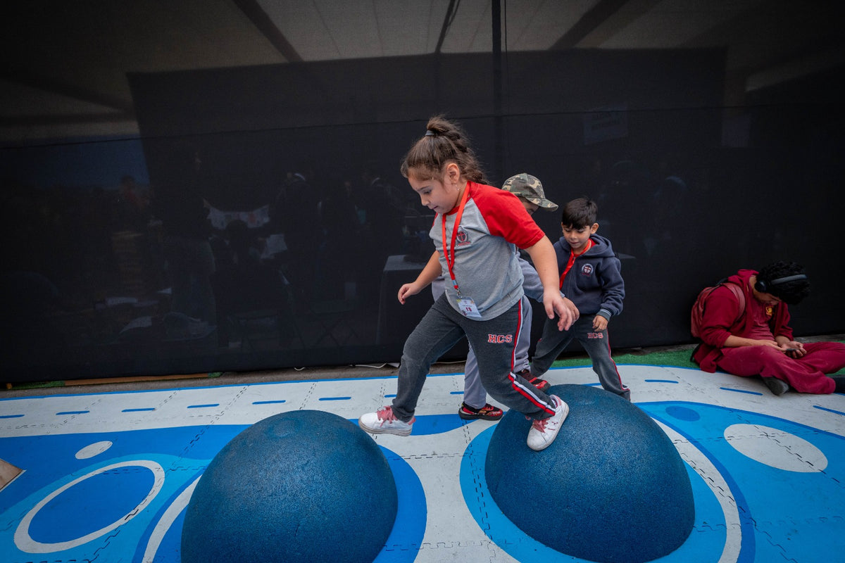 Esferas de Caucho Reciclado Para Plazas y Juegos Infantiles